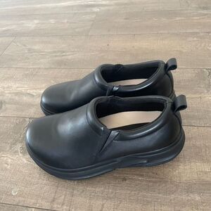 Gdefy Emma Gravity Defyer Clogs Women Shoes Sz 11 Black Leather TB7213FL Comfort